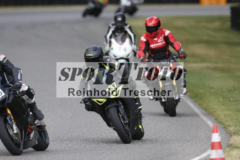 /18 05.06.2026  TZ Motorsport ADR/Gruppe gruen/137